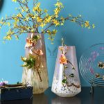 Bình hoa thủy tinh trang trí phòng nghệ thuật hiện đại